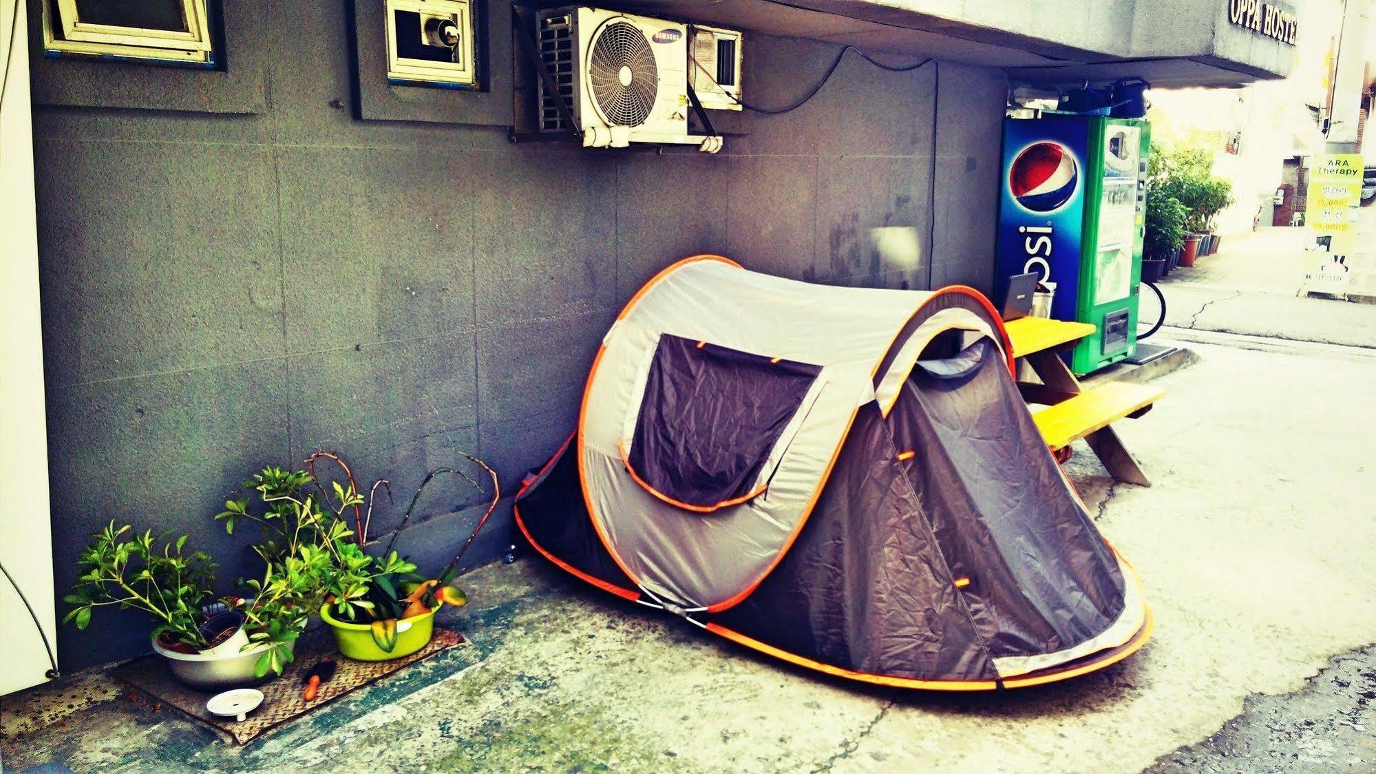 Oppa Hostel Seoul Ngoại thất bức ảnh